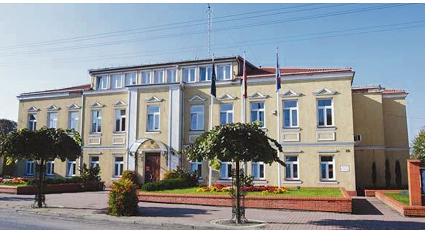 W powiecie gostynińskim niewielu chorych. Urzędy już się otwierają