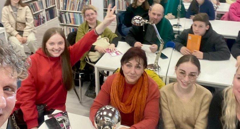 Lekcje języka polskiego prowadzone w Bibliotece Pedagogicznej cieszą się ogromnym zainteresowaniem