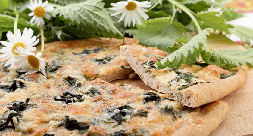 Focaccia z pokrzywami