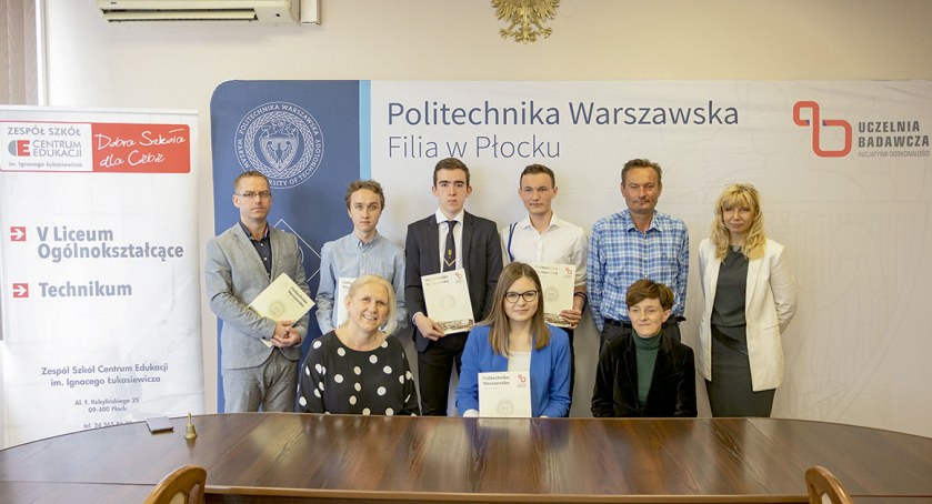 Laureaci tegorocznej edycji konkursu matematycznego Continuum 2022