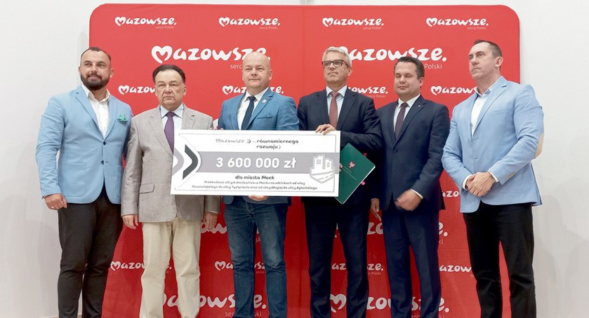 Wśród inwestycji dofinansowanych przez samorząd województwa mazowieckiego znalazła się przebudowa ulicy Łukasiewicza w Płocku