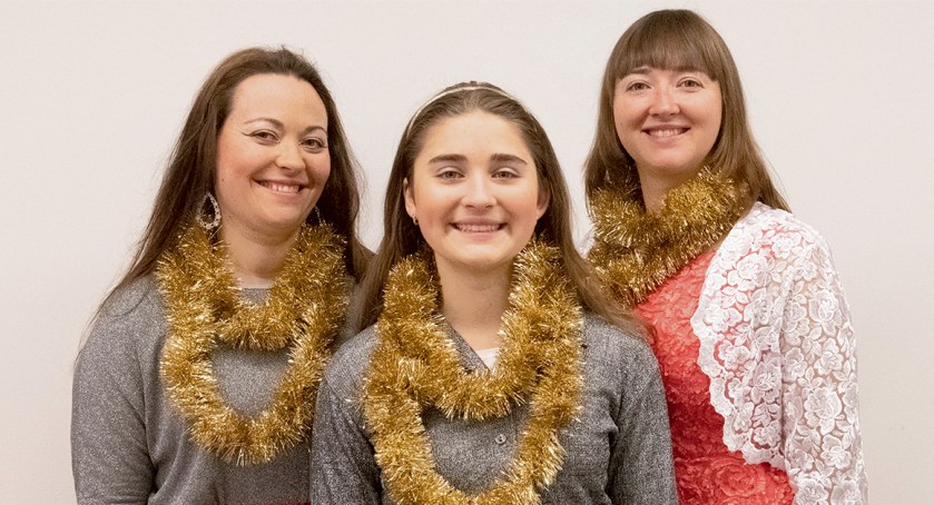 Natalia, Anita, Wiktoria w teatrze płockim