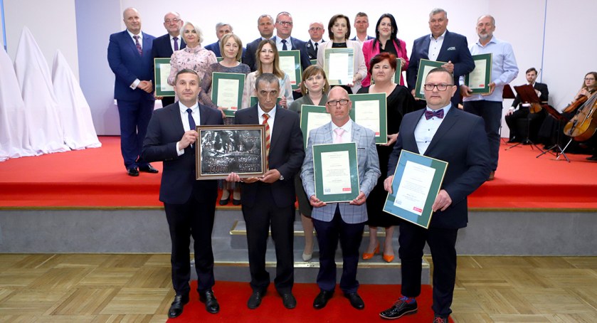 Zeszłoroczni nominowani w kategorii „Na Mazowszu Płockim” podczas uroczystej gali