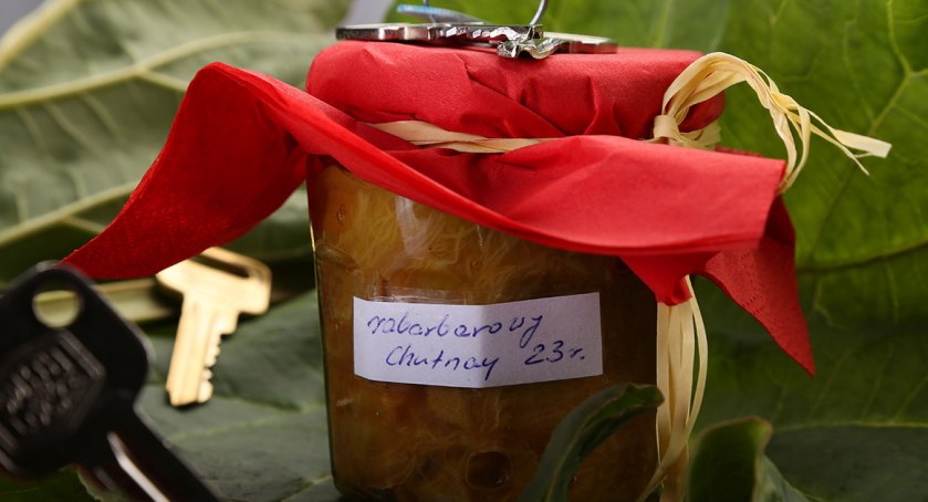 Chutney rabarbarowy