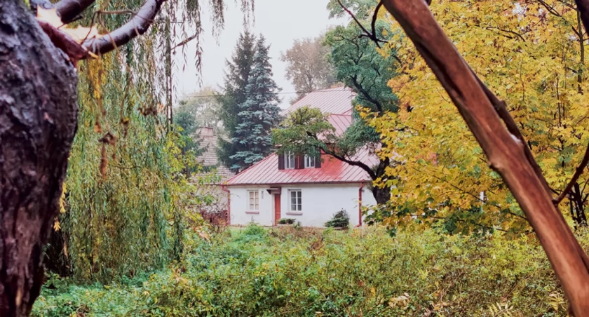 Dwór w Sikorzu