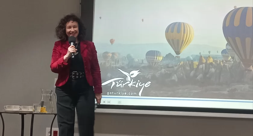 Prof. Agnieszka Aysen Kaim w Mediatece