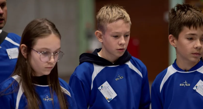 Uczniowie SP nr 1 sięgnęli po zwycięstwo w „Lidze Robotów” 