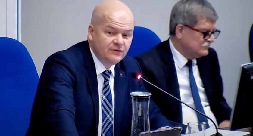Prezydent Miasta Płocka Andrzej Nowakowski podczas ostatniej sesji Rady Miasta