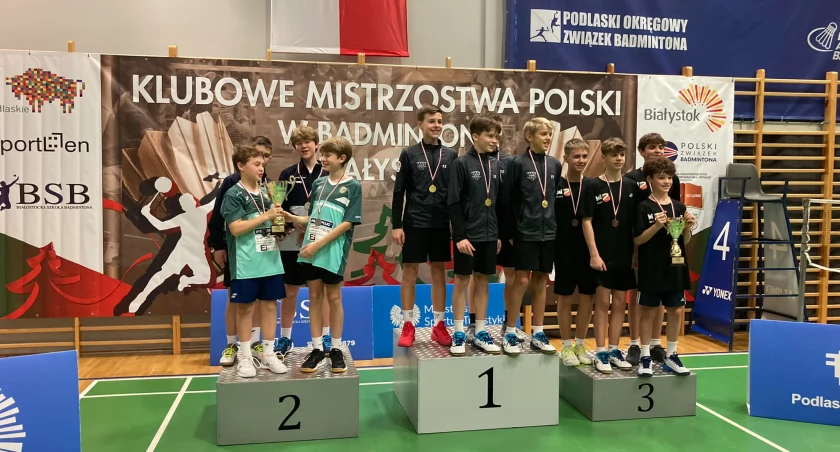 Ekipa młodzików z KS Masovia na trzecim miejscu podium