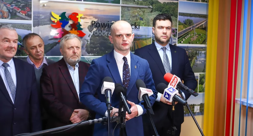 W płockim starostwie rozmawioano o trudnej sytuacji rolników