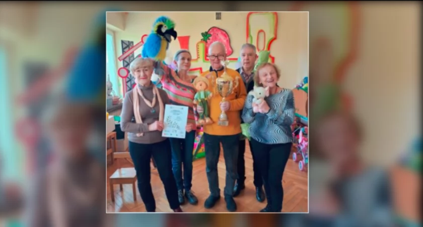Kabaret Ad hoc zaprasza na występ z okazji Dnia Kobiet