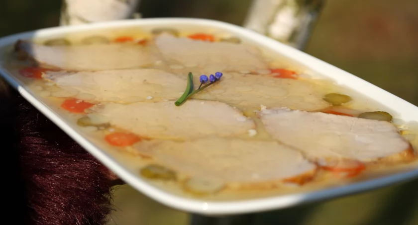 Syberyjska galareta z pieczonej wieprzowiny