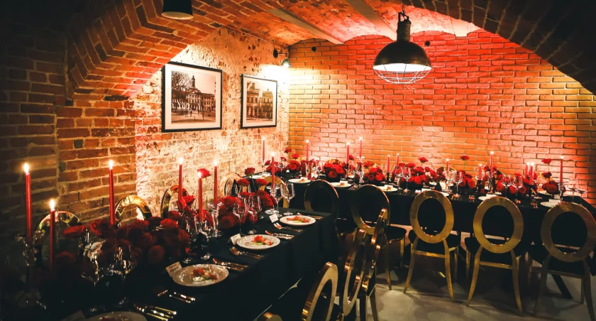 Kamienica Smaku – nowa, wyjątkowa restauracja na starówce w Płocku!    
