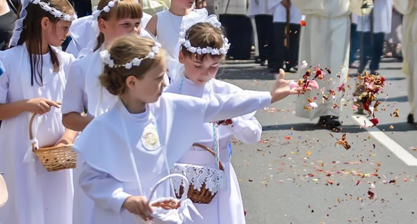 W czwartek, ok. godz. 12.00 na ulice Płocka wyruszy procesja