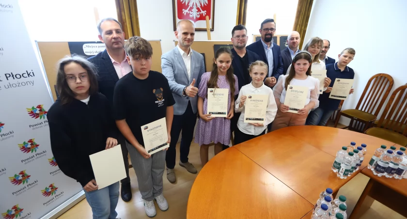 15. edycję Powiatowego Konkursu Fotograficznego „Najpiękniejsze zakątki mojej małej Ojczyzny”