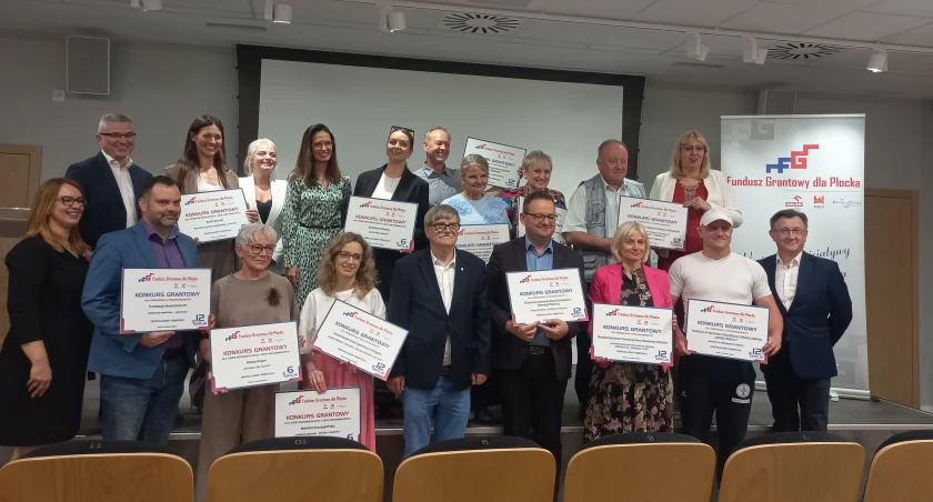 tegoroczni laureaci konkursu Fundacji Fundusz Grantowy dla Płocka