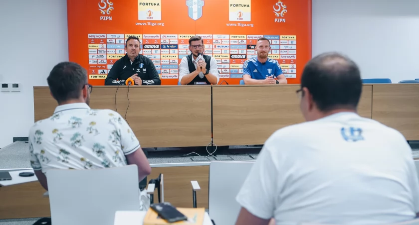 pierwsza konferencja prasowa nowego trenera Wisły Mariusza Misiury