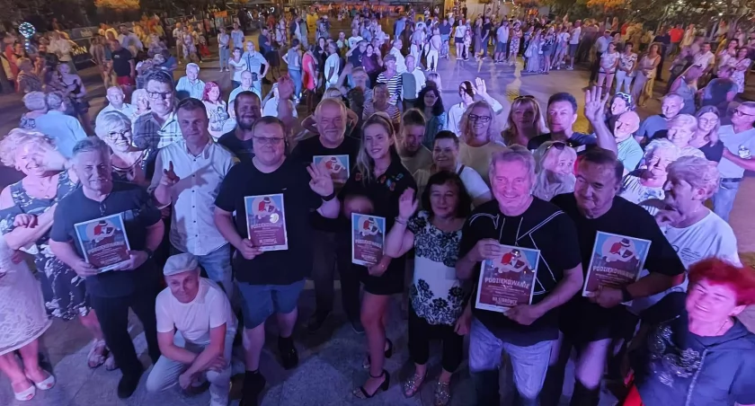 Zespół Rewiton gra każdego lata na Starym Rynku!