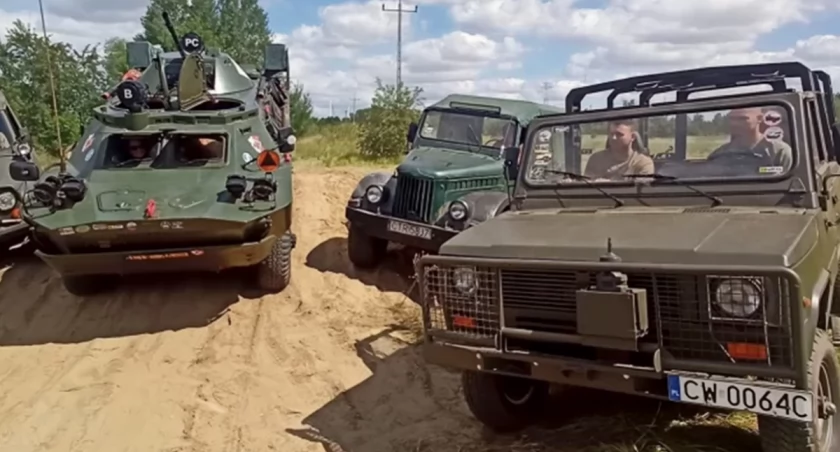 Płock. Zlot pojazdów wojskowych,  militarnych, terenowych