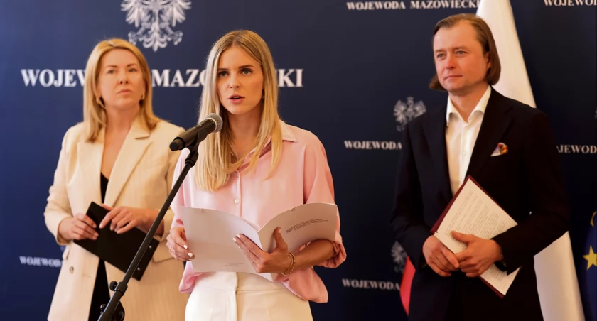 Program został ogłoszony podczas konferencji prasowej w Mazowieckim Urzędzie Wojewódzkim w Warszawie z udziałem wiceminister rodziny, pracy i polityki społecznej Aleksandry Gajewskiej, posłanki na Sejm RP Magdaleny Roguskiej oraz wojewody mazowieckiego Mariusza Frankowskiego.