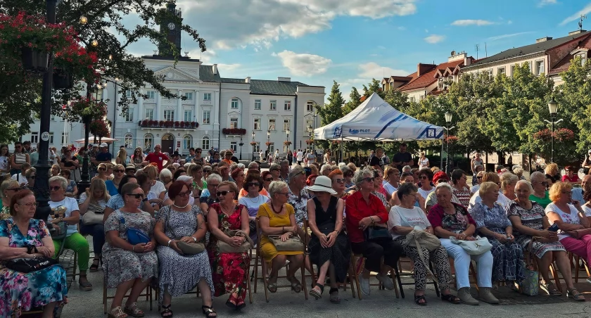 Muzyczne Czwartki z PLOT