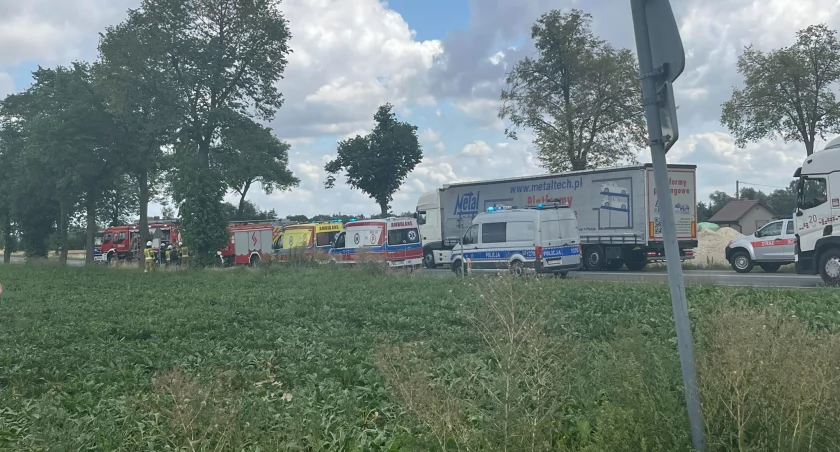 Utrudnienia na  DK 60  w Tchorzu mogą potrwać do godziny 16.00