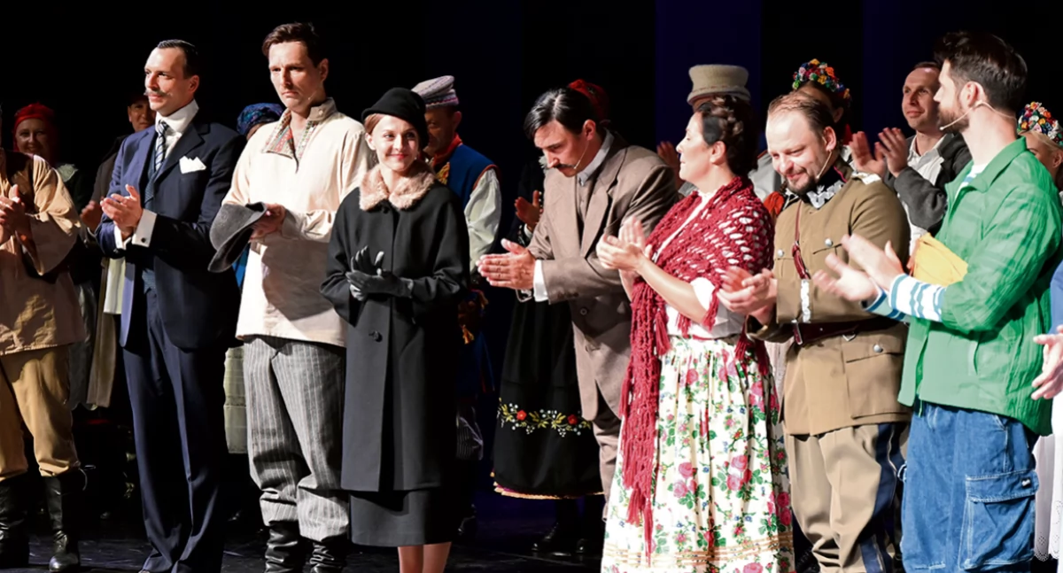 Teatr, Premiera spektaklu „Trzy Rzecz Wincentym Witosie” Gościnnie „Szaniawskiego” - zdjęcie, fotografia