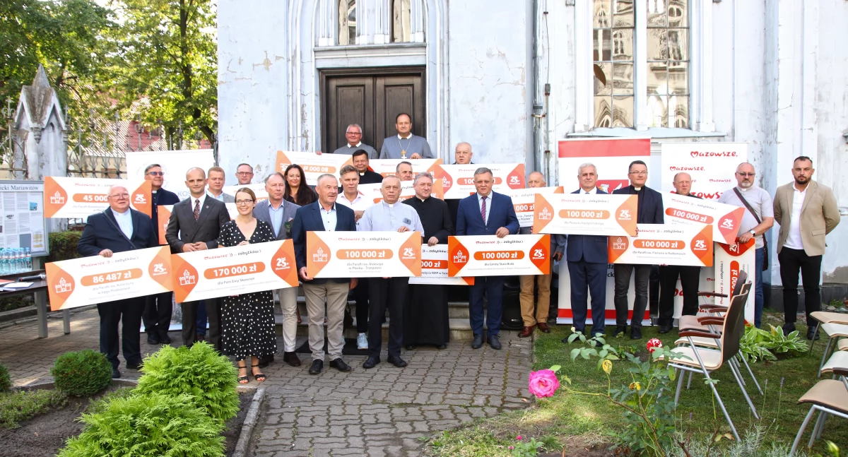 Dzięki wsparciu Sejmiku Województwa Mazowieckiego w ramach programu „Mazowsze dla zabytków” można było ubiegać się o dofinansowanie prac konserwatorskich, restauratorskich lub robót budowlanych przy obiektach zabytkowych