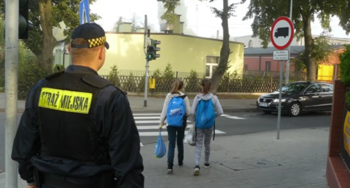Straż Miejska w Płocku w pierwszym tygodniu września prowadzi działania prewencyjno–profilaktyczne pod hasłem „Bezpieczna droga do szkoły”