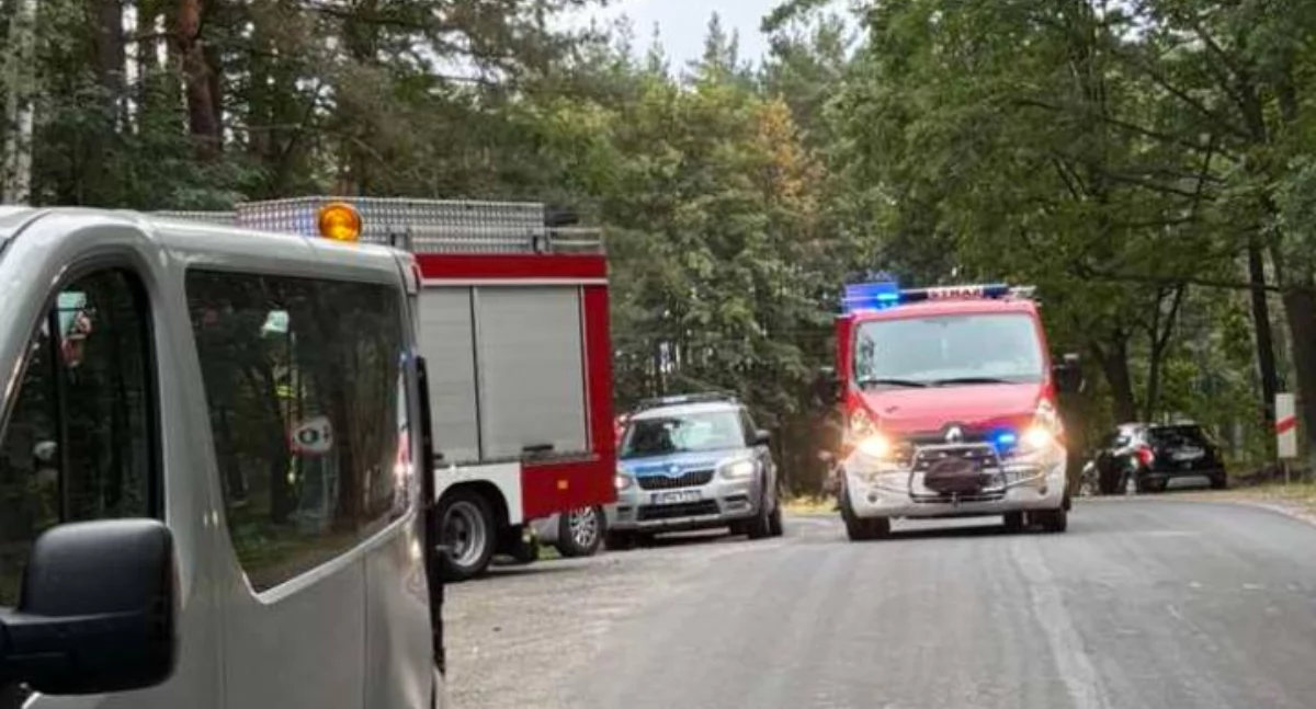 Niebezpieczne zdarzenie na niestrzeżonym przejeździe kolejowym w Łącku