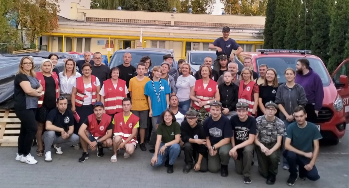 Dzięki hojności mieszkańców miasta płoccy wolontariusze przygotowali już dwa transporty z pomocą  dla powodzian z południowo-zachodniej Polski