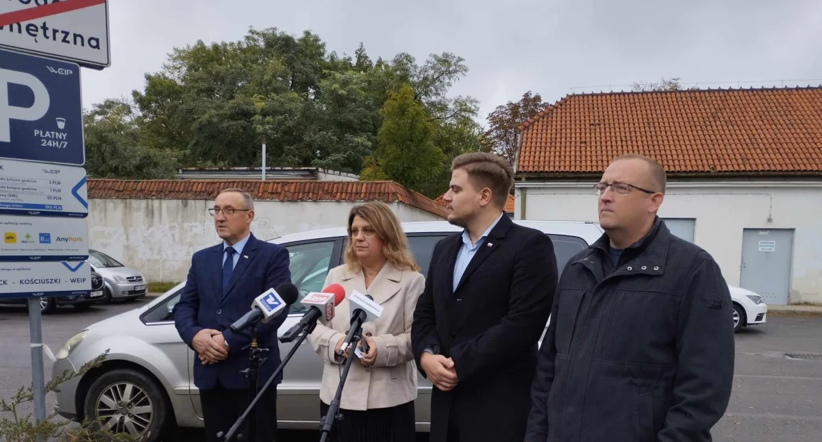 Wioletta Kulpa - posłanka na Sejm RP interweniuje w sprawie płatnego parkingu, który powstał przy Szpitalu Św. Trójcy, przy ul. Zacisze w Płocku