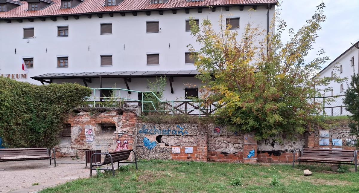 zmienią się alejki na skarpie w sąsiedztwie spichlerzy