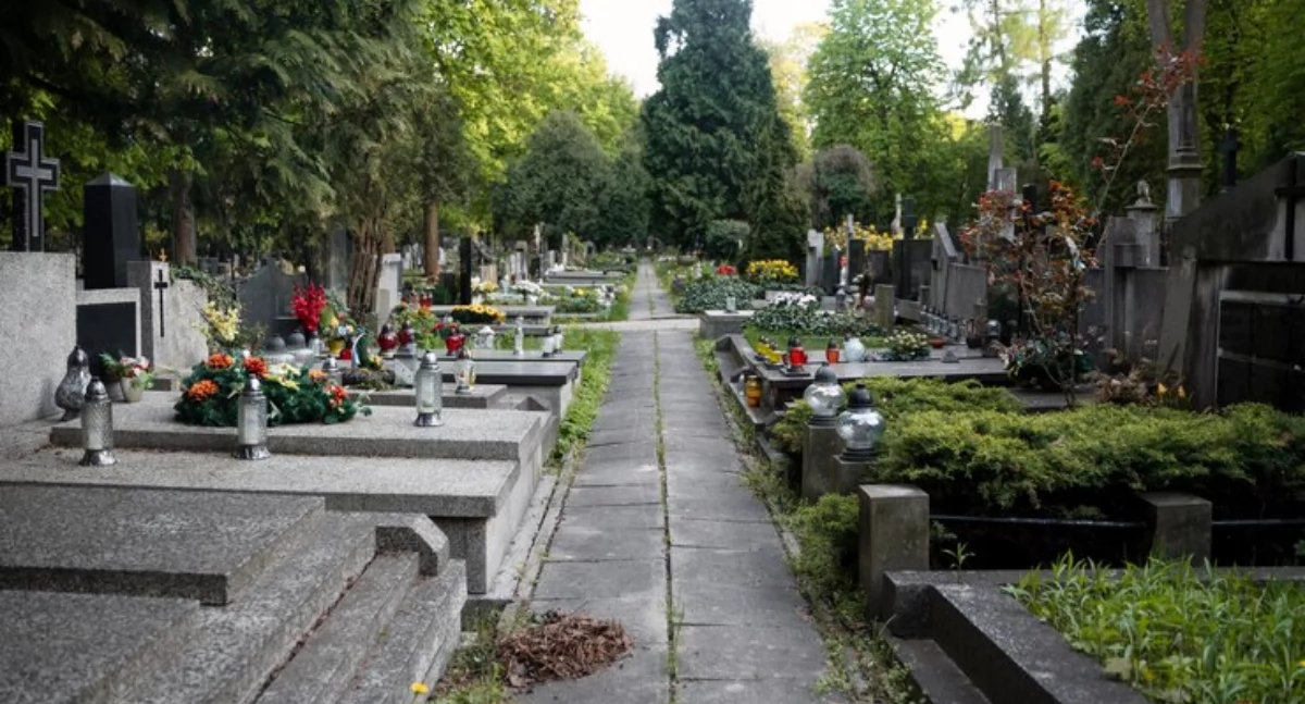Od 1 października zmiany na Cmentarzu Komunalnym w Płocku