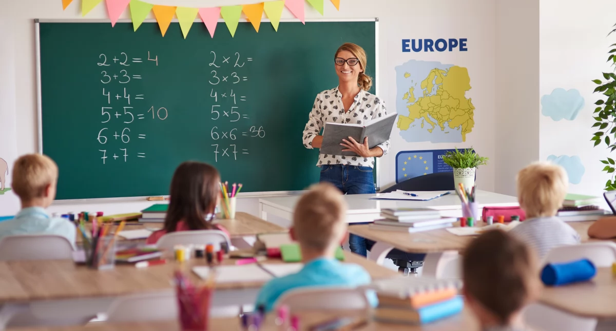 Edukacja, Nagrody prezydenta Płocka prawie nauczycieli Wyższe przed rokiem! - zdjęcie, fotografia