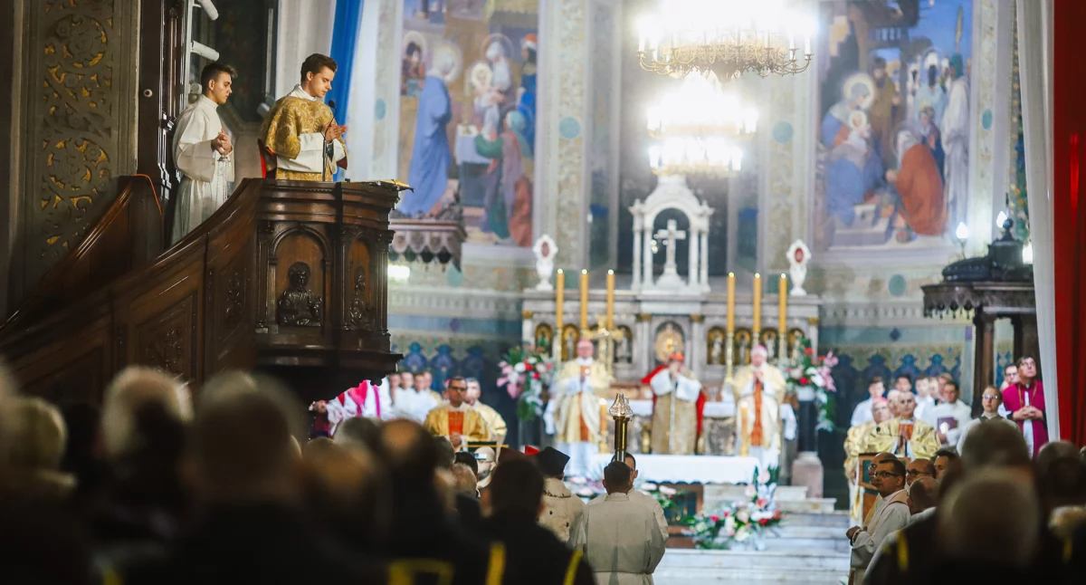 Kościół, Uroczysta inauguracja jubileuszu lecia diecezji płockiej katedrze Płocku [ZDJĘCIA] - zdjęcie, fotografia