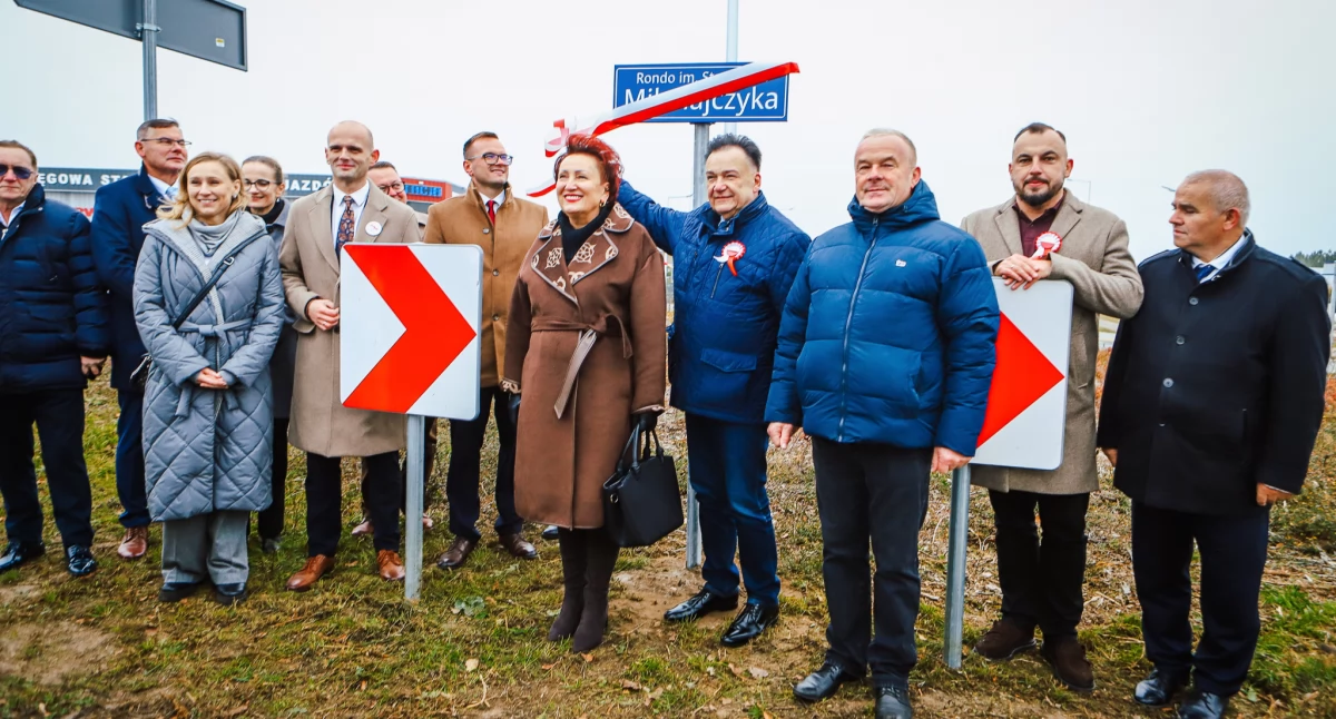 Kluczowa inwestycja zlokalizowana na terenie powiatu płockiego, czyli rondo w Nowym Boryszewie właśnie została oficjalnie oddana do użytku