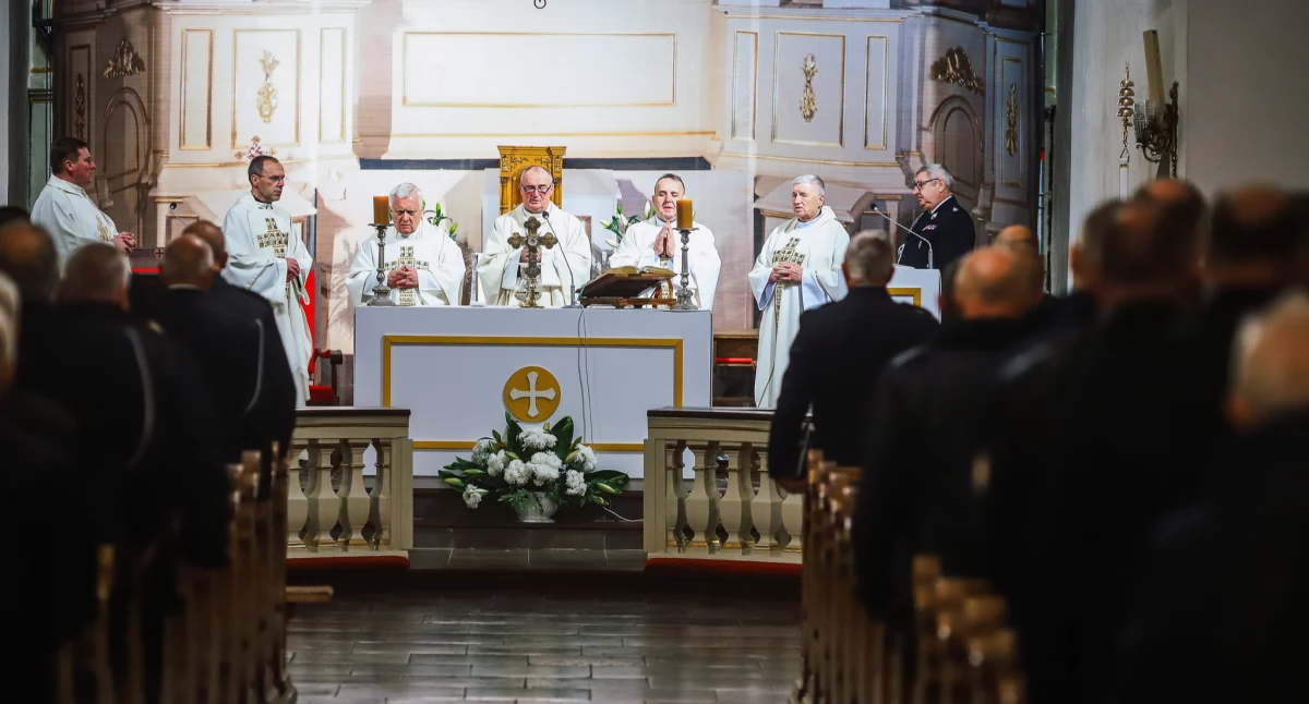 Straż pożarna, Zaduszki Strażackie Płocku wspomnienie zmarłych strażaków [ZDJĘCIA] - zdjęcie, fotografia