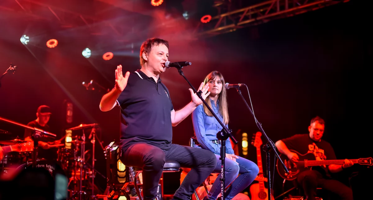 Koncert i zespół, Akustyczny koncert Farben Lehre Płocku Byliście [ZDJĘCIA] - zdjęcie, fotografia