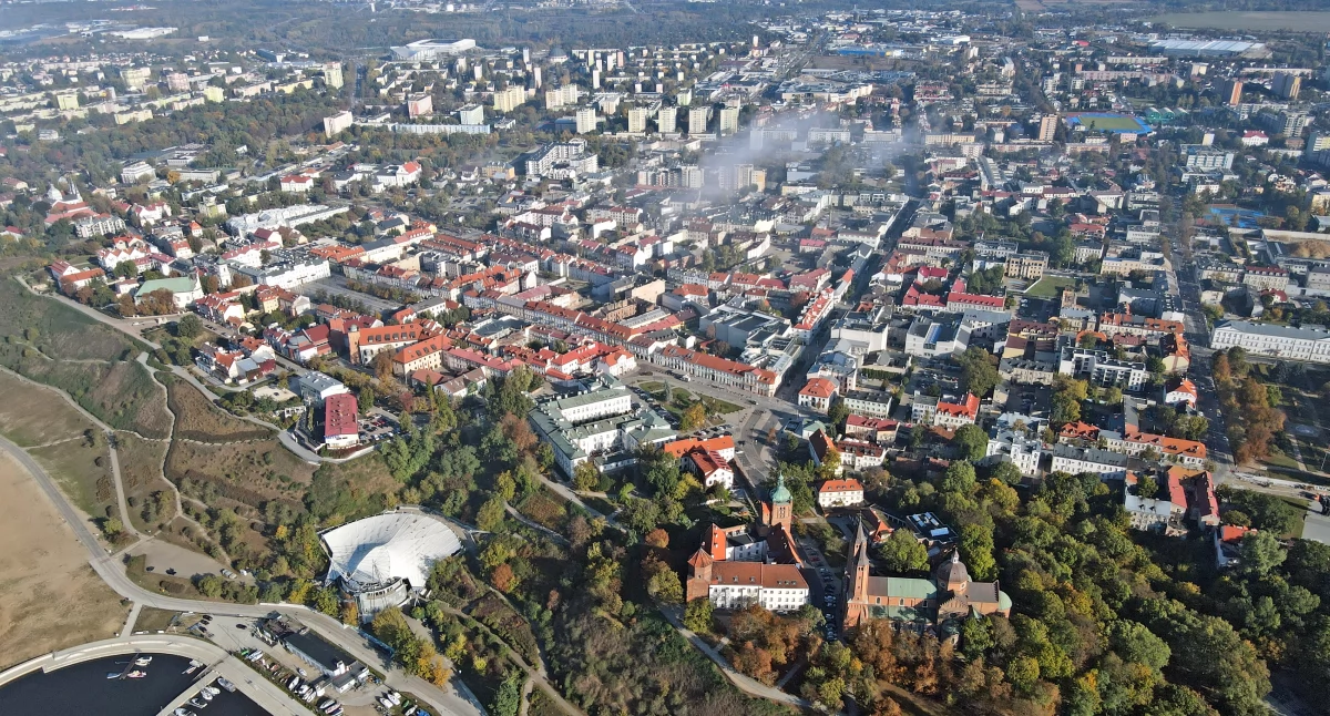 Statystyka, Liczba mieszkańców Płocka nasze miasto wyludnia! płocczan tylko tysięcy - zdjęcie, fotografia