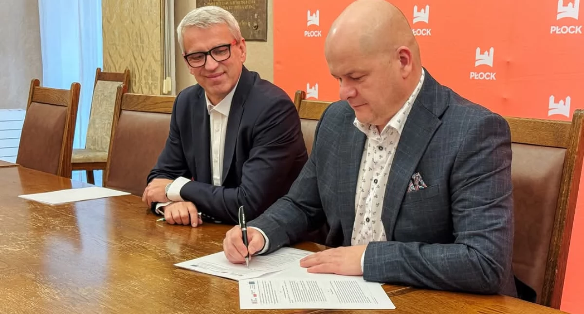 podpisanie umowy na dofinansowanie autobusów wodorowych dla Płocka