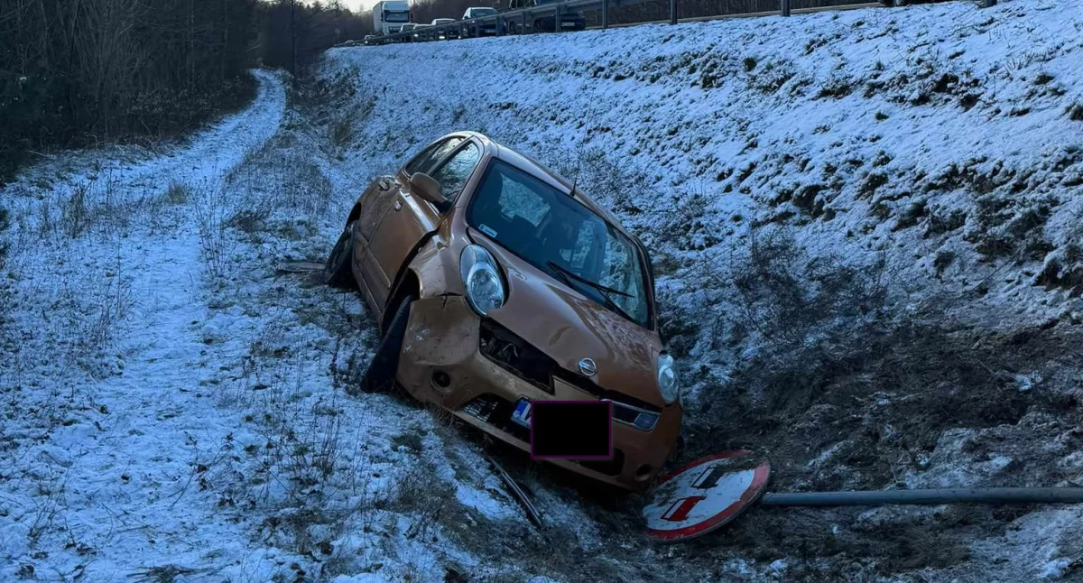 Przed godz. 13 na trasie Popiełuszki doszło do niebezpiecznego zdarzenia drogowego