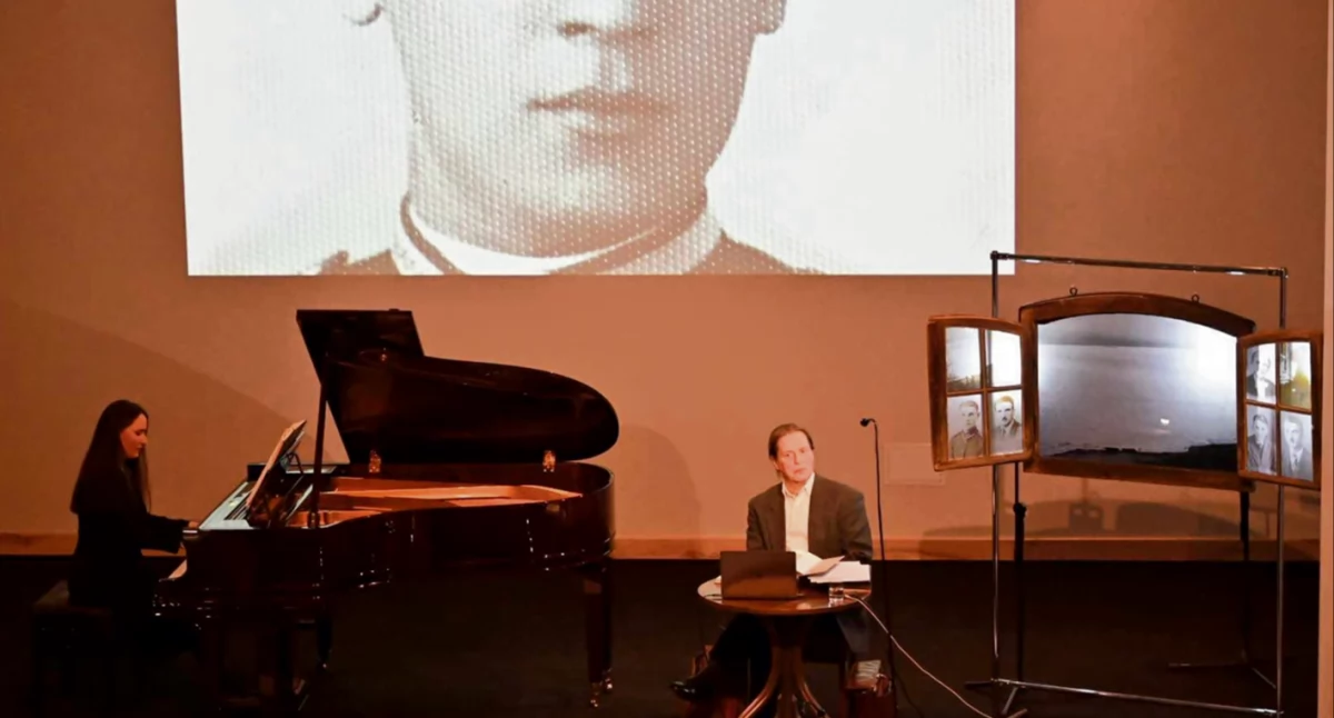 Muzeum, wydawnictwo Muzeum Mazowieckiego Płocku Cichociemny ulicy Piekarskiej - zdjęcie, fotografia