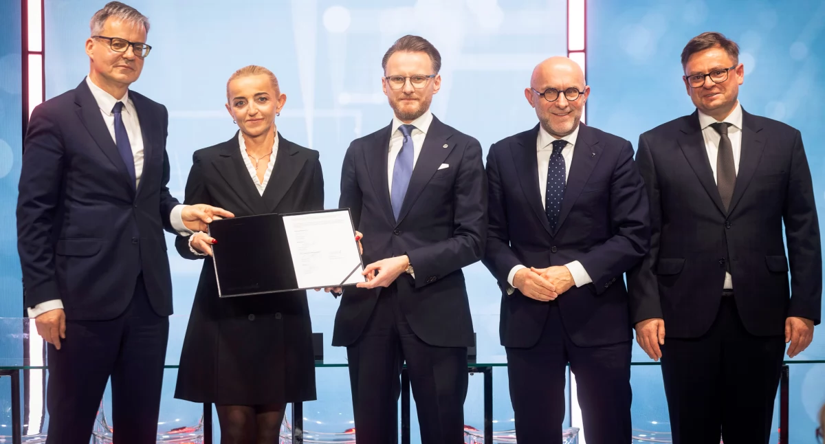 Orlen, Energa Operator Grupy ORLEN zapowiada wielki program modernizacji polskich sieci energetycznych - zdjęcie, fotografia