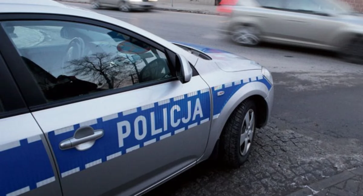 Wiadomości Policja , Karetka sygnale zderzyła samochodem Groźne zdarzenie centrum Płocka - zdjęcie, fotografia