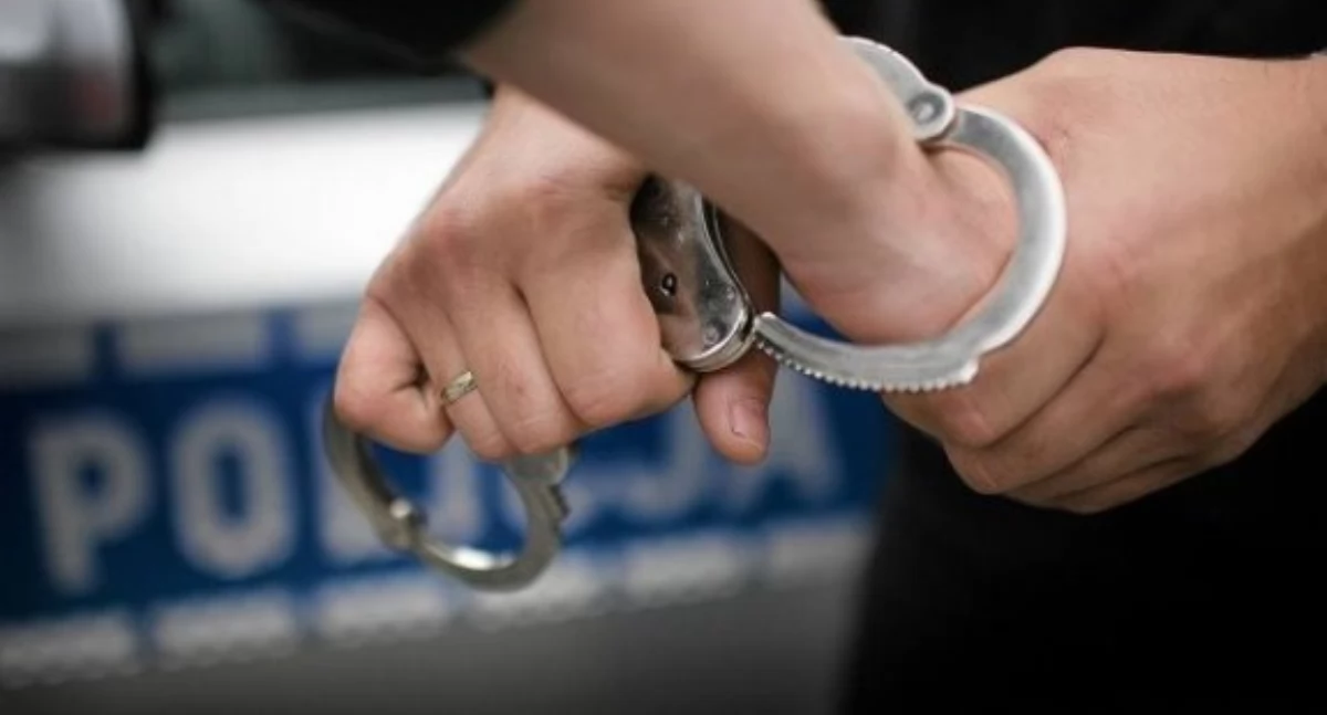 Wiadomości Policja , Szybka akcja Policji Płocku złodzieje zatrzymani wizycie lombardzie - zdjęcie, fotografia