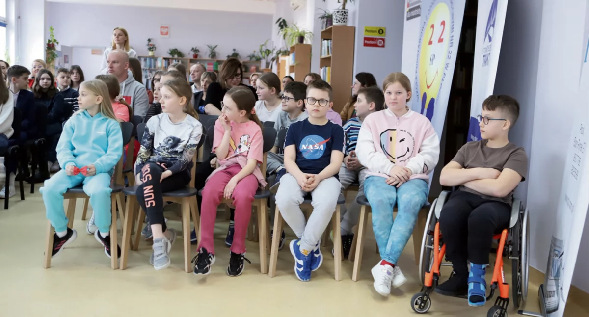Edukacja, Płock Szkoła Podstawowa Młodzi pisarze wielkie talenty niezwykłe książki - zdjęcie, fotografia