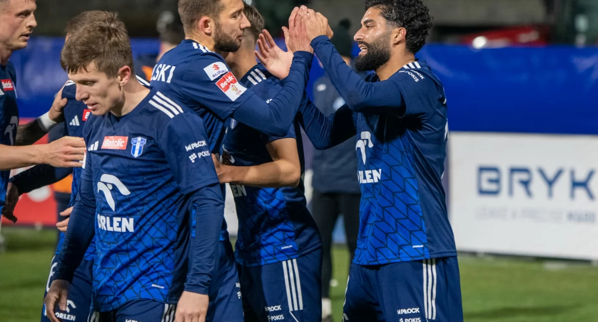 Piłka nożna, Wisła niepokonana Orlen Stadionie listopada Podtrzymać dobrą passę - zdjęcie, fotografia