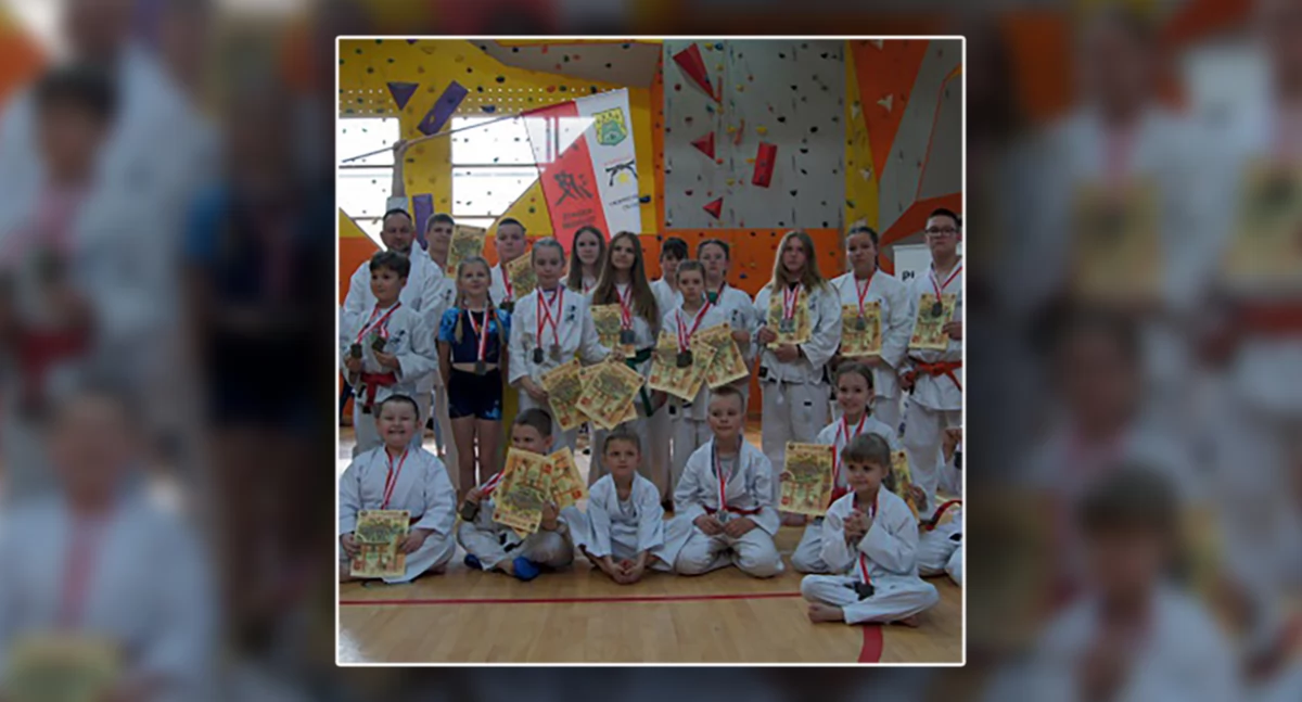 Sporty walki, Mistrzostwa Polski Karate Tsunami Złote Staroźreby - zdjęcie, fotografia