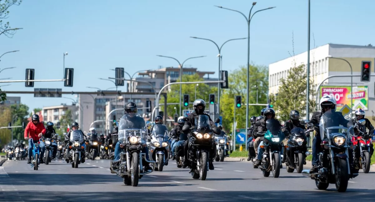 Kolumna motocyklistów przejechła dziś ulicami Płocka